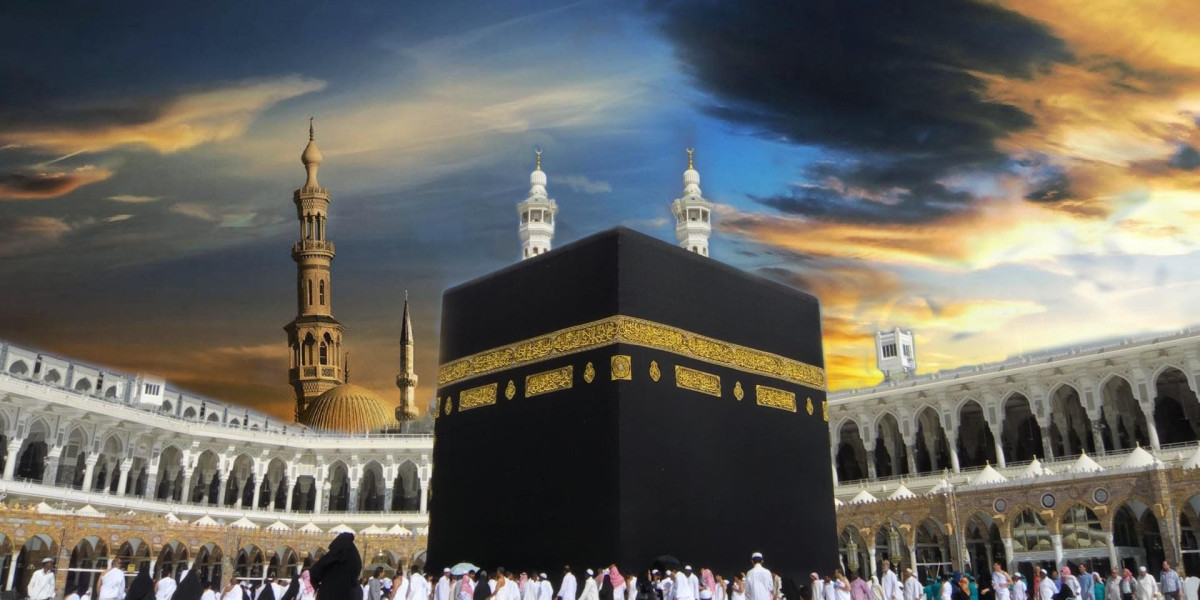 Why Does Planning Ahead Save Money on Cheap Umrah Packages 2026