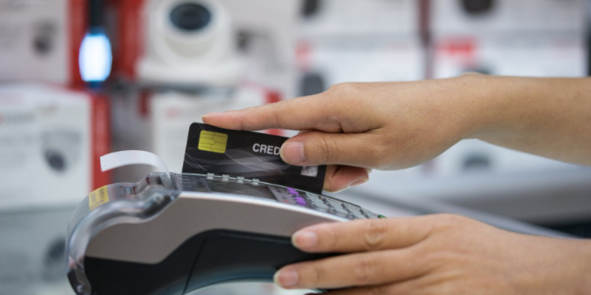 How do businesses accept international payments | Explained