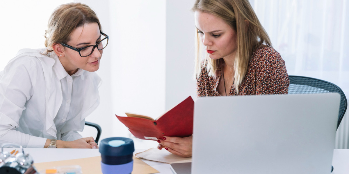 The Impact of Online Exam Help on Student Confidence and Performance