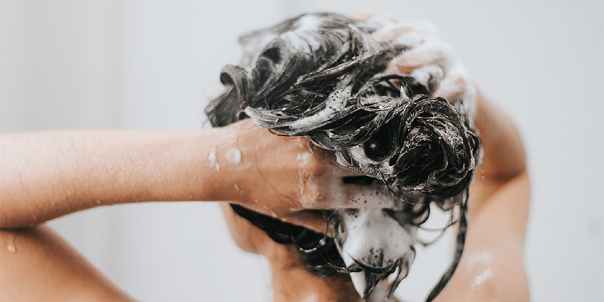 Zinc Pyrithione Shampoo for Dandruff & Hair Fall Control in Pakistan